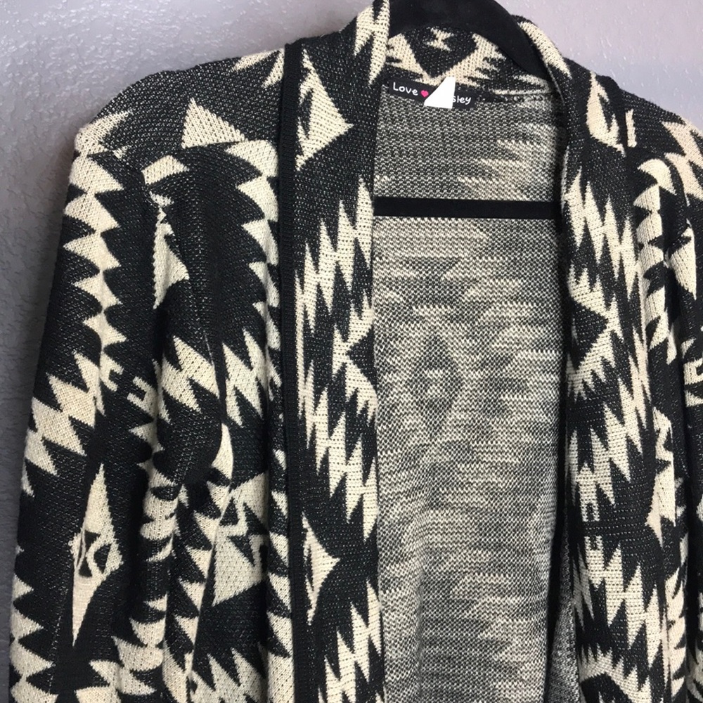 Black and Cream open Cardigan
